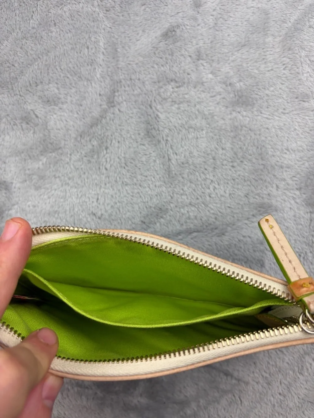 Disney Dooney & Bourke Peter Pan Tinker Bell Half Marathon Wristlet VERY RARE